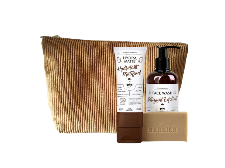 Coffret de soins pour la peau et sa trousse de toilette