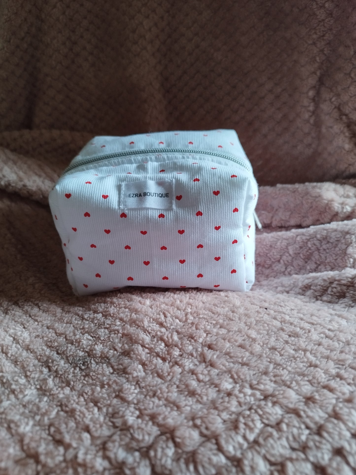 Trousse de toilette à portée de main