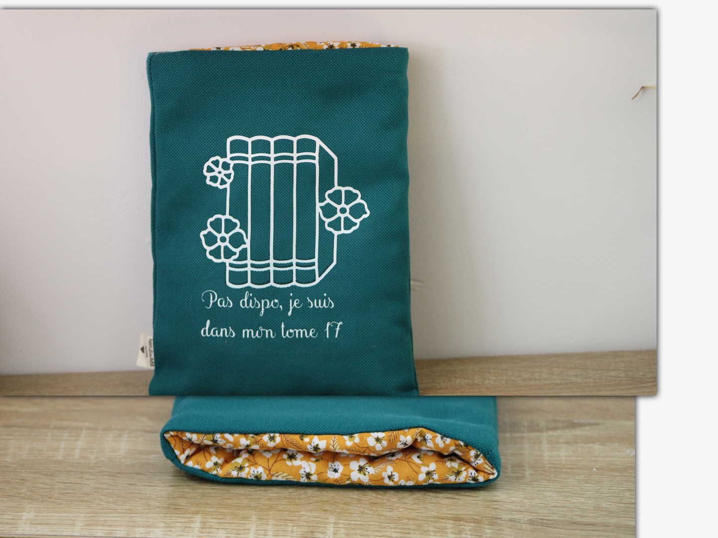 Pochette à livre manga